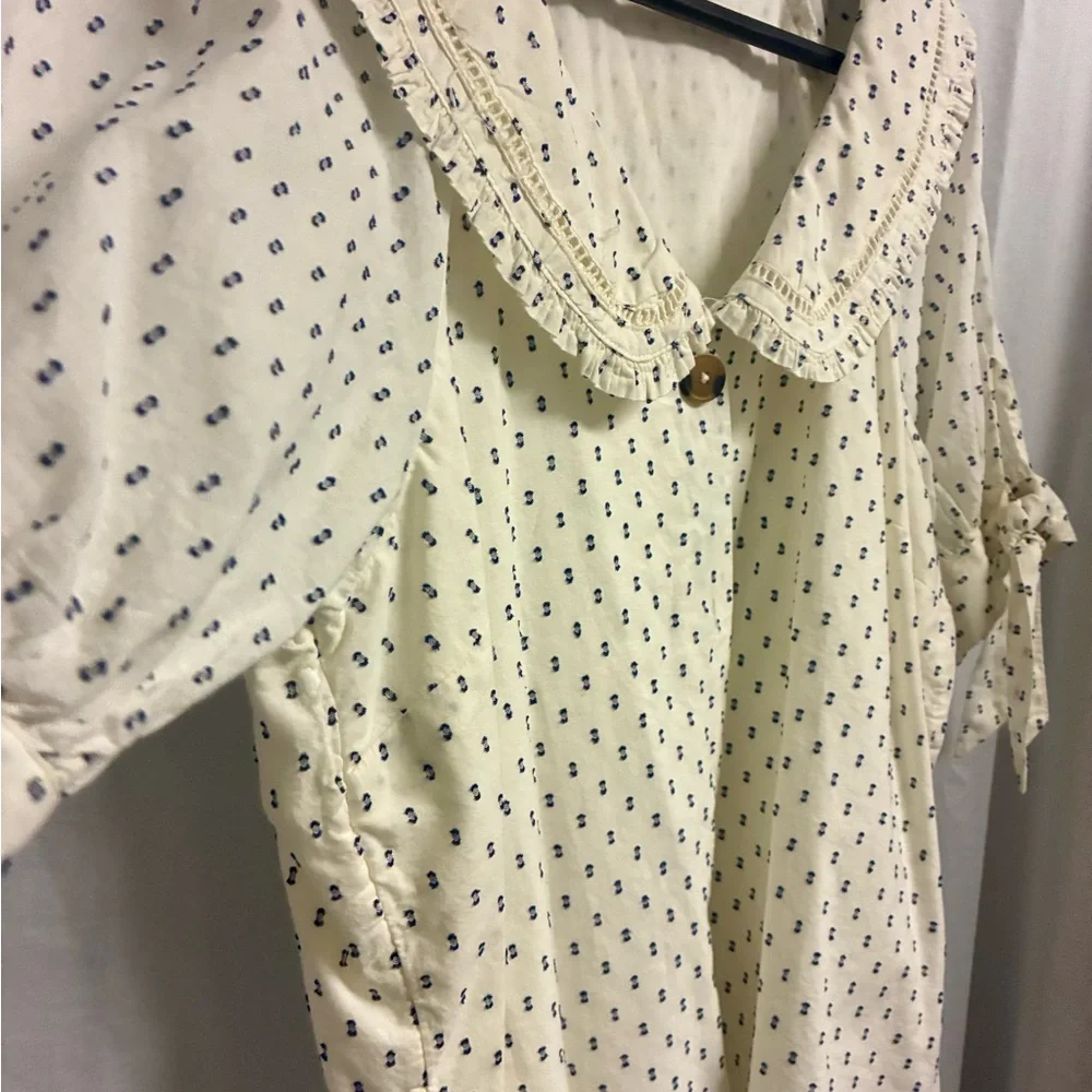 LC Lauren Conrad Ivory Blouse with Navy Dots - Picture 2 of 5